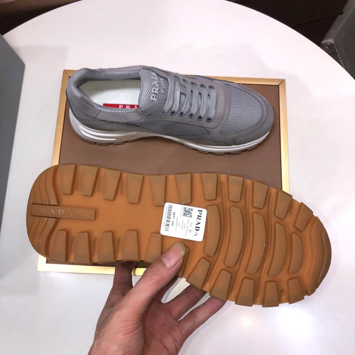 Men's shoes 💰580💰 [PRADA] Top-quality original items, new seasonal styles, high-quality original items, top-level imported calfskin and original imported glue, imported cowhide lining with original cowhide feet, original outsole! Quality guaranteed! Code 38-45 (45 customized)